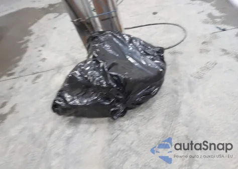 2001 Ford Escape Xlt from USA, damaged, VIN 1FMYU03151KB27145